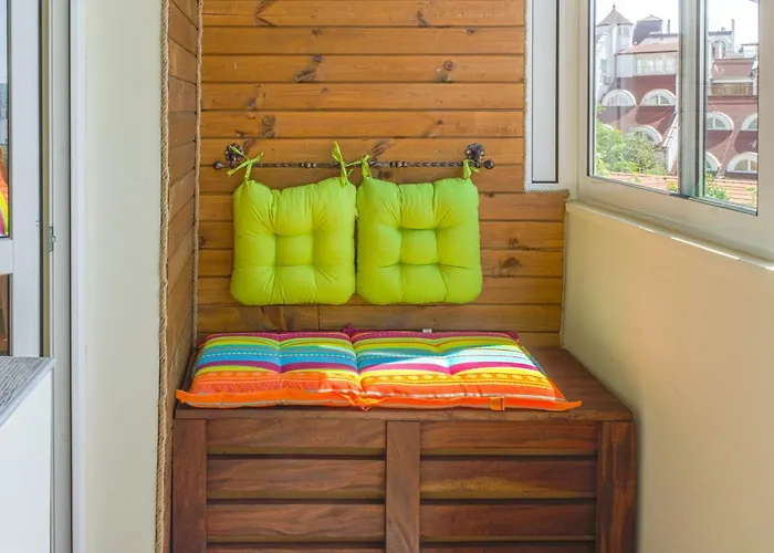 Appartement Train Station Flat With Port View